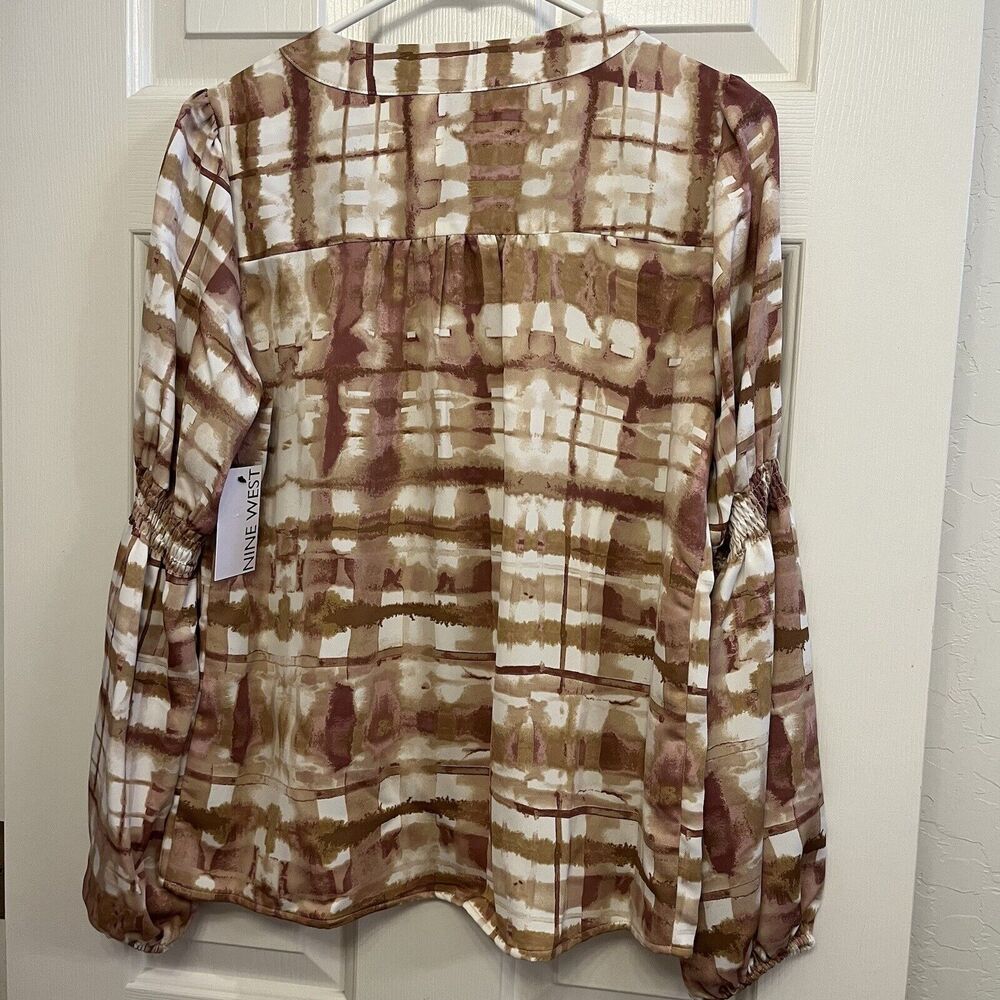 Nine West Size Small Smocked Puff Sleeve Popover Top Women NWT - Picture 2 of 8